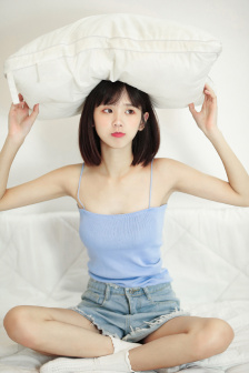 男的和女生在一起怼怼怼